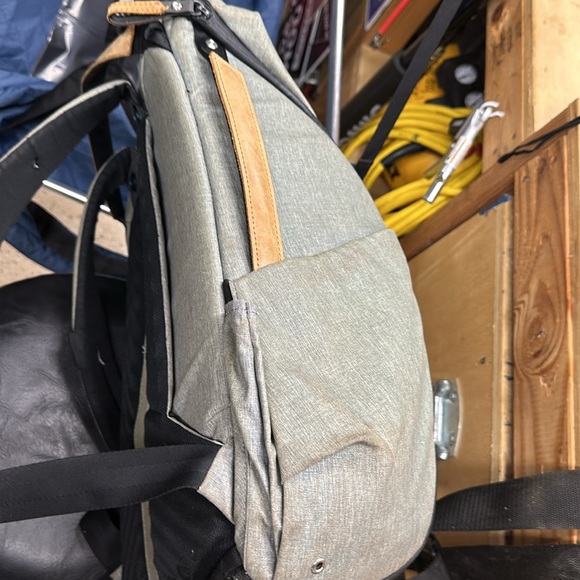 Peak Design 30L Everyday Pack - Picture 8 of 9